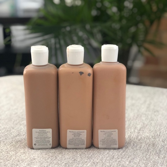 Estee Lauder Other - Estée Lauder Foundation Dram